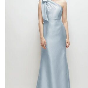 Elegant One-Shoulder Blue Dress